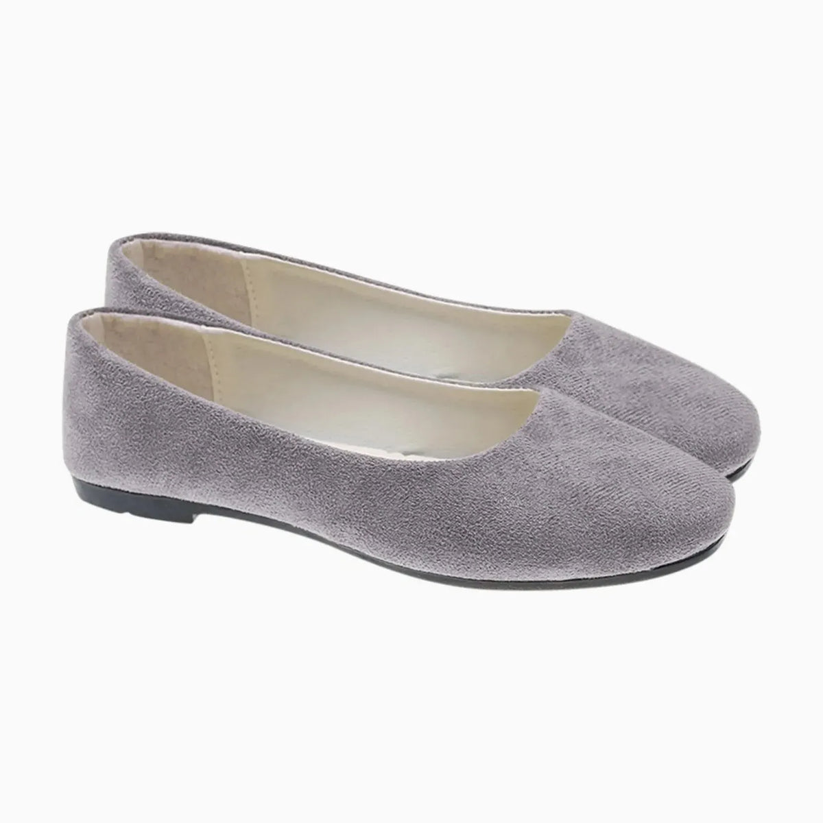 chaussures plates coloris gris clair, présentées de trois-quarts