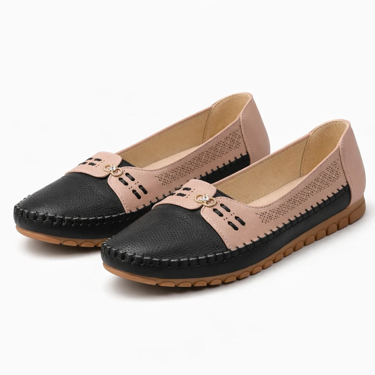 mocassin bicolore femme noir et rose sur fond uni