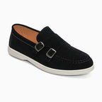 Mocassin double boucle homme en suédine noire, sur fond uni