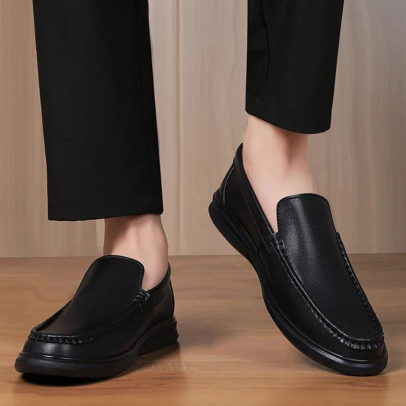 Même paire portée, vue de face avec les deux pieds